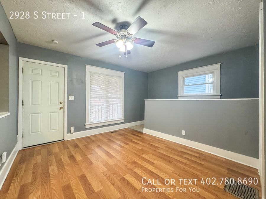 2928 S St #1 - Photo 4 of 32