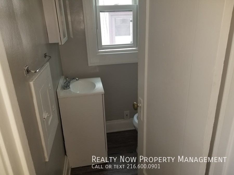 3149 E Derbyshire Rd - Photo 6 of 14