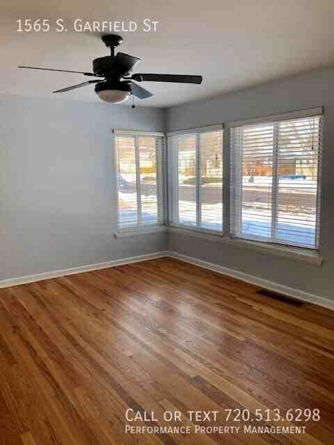 1565 S Garfield St - Photo 3 of 16