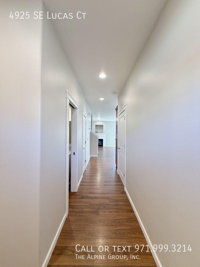 4925 Se Lucas Ct - Photo 2 of 32