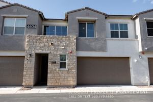 featured image of 4604 S Park Grove St