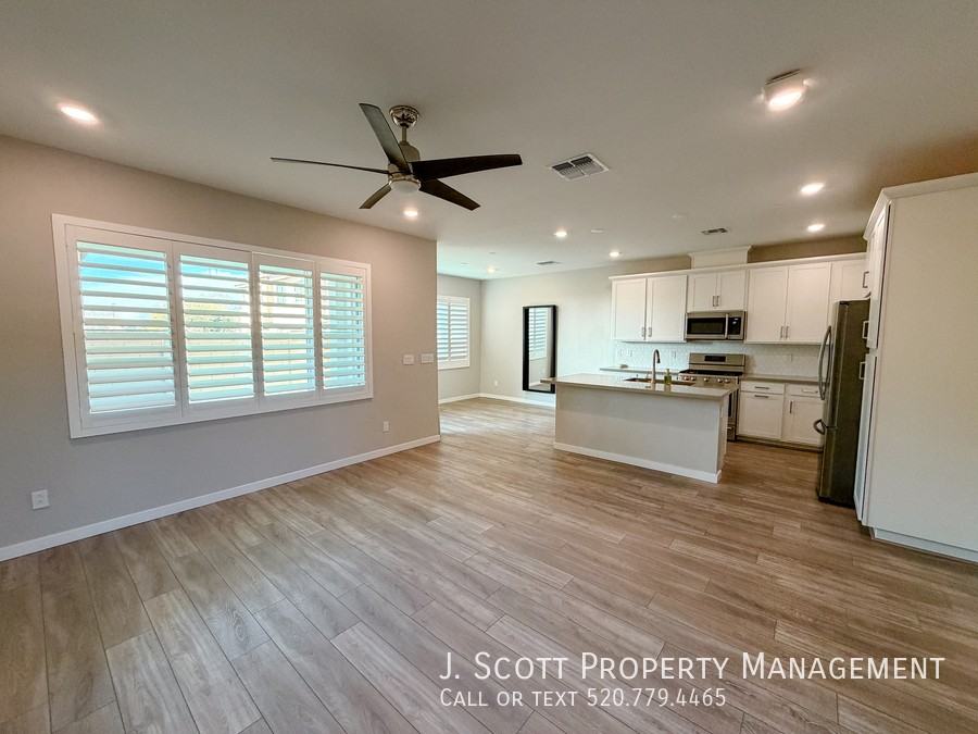 4604 S Park Grove St - Photo 4 of 31