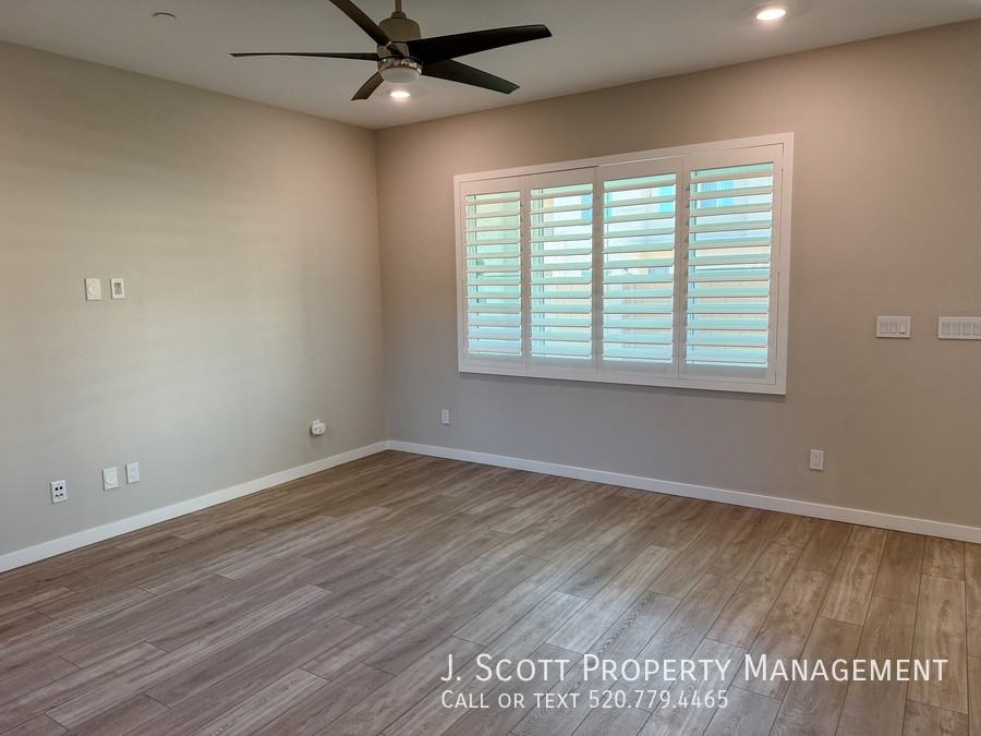 4604 S Park Grove St - Photo 6 of 31