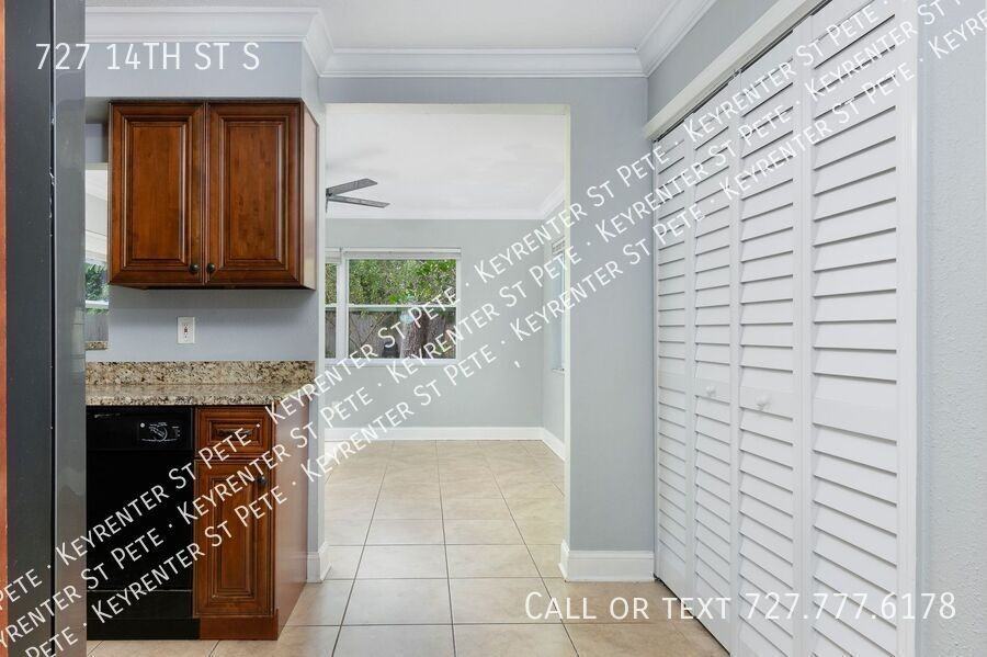 727 14th St S - Photo 7 of 32