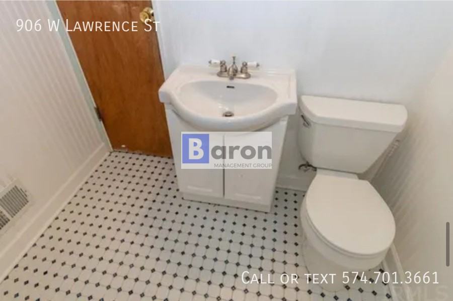 906 W Lawrence St - Photo 6 of 20