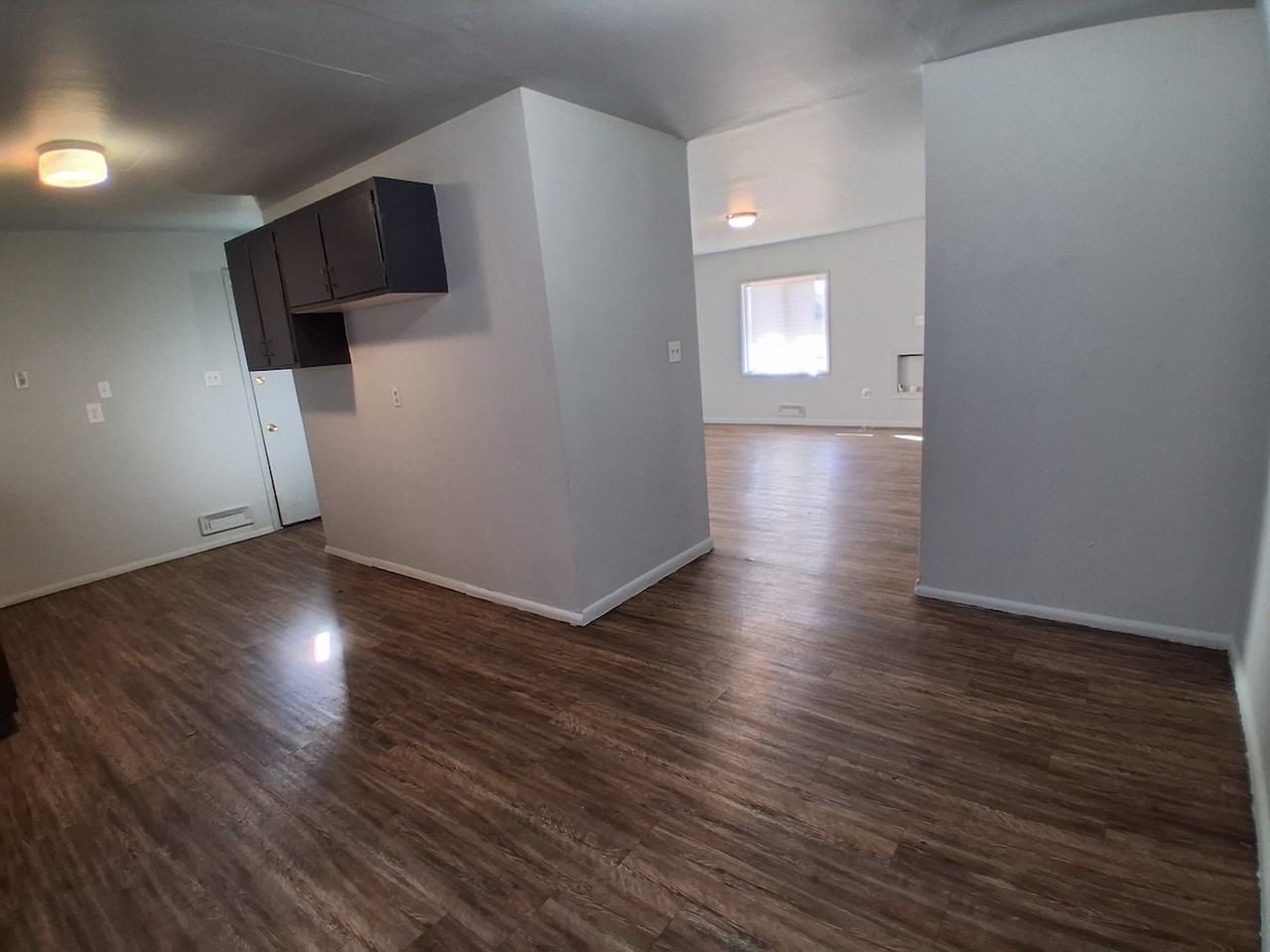 21 Pennsylvania Ave - Photo 2 of 16