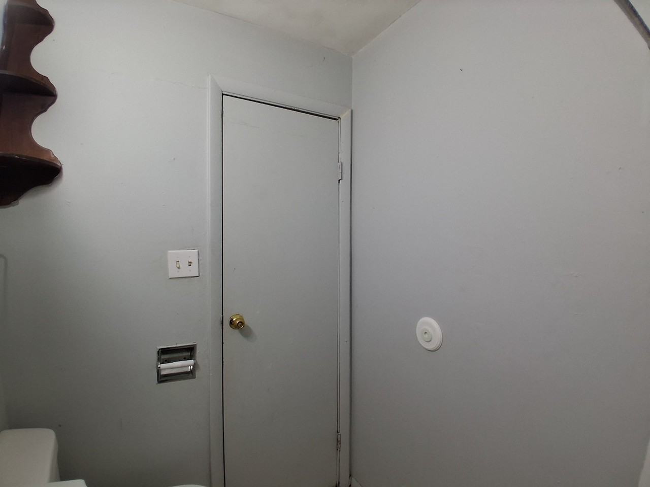 21 Pennsylvania Ave - Photo 6 of 16