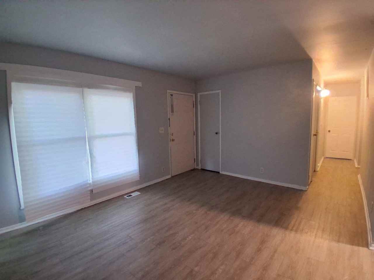 804 Knollcrest Dr - Photo 7 of 14