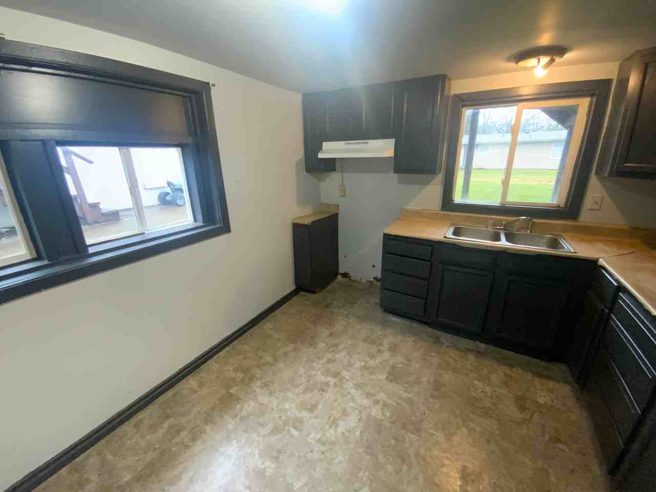 1420 Cleveland Ave Apt E - Photo 3 of 12