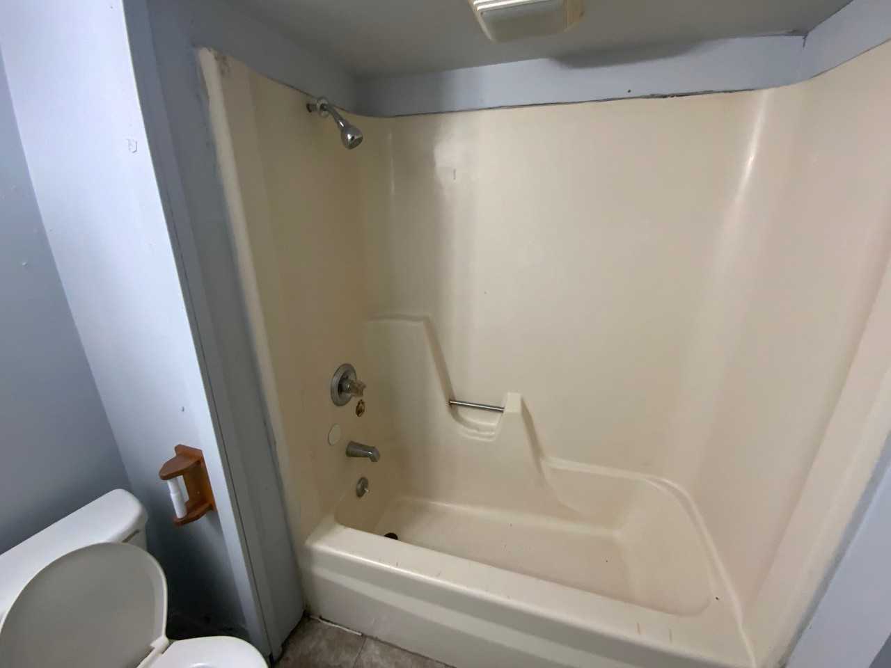 1420 Cleveland Ave Apt E - Photo 5 of 12