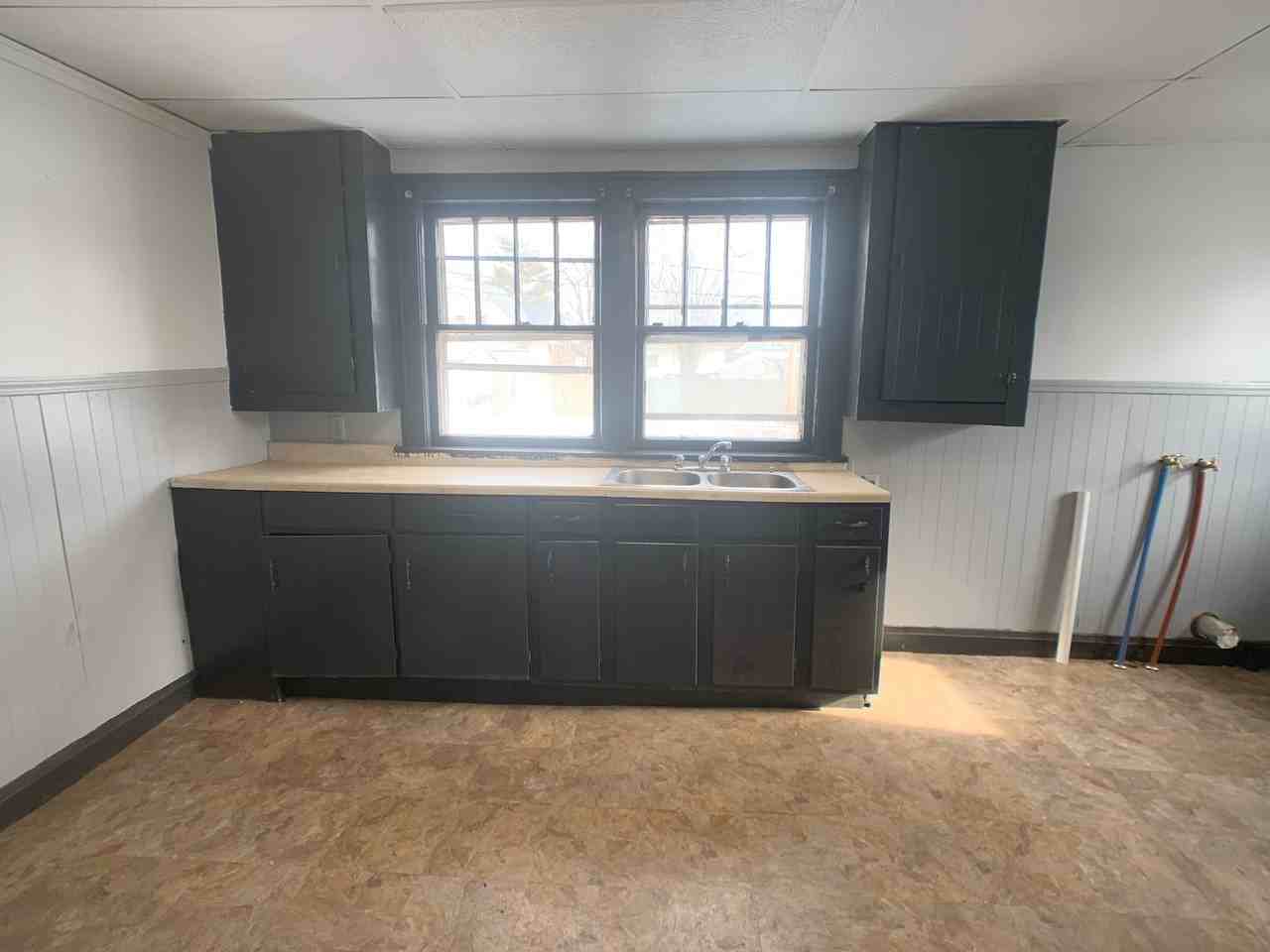 203 S Virginia Ave - Photo 2 of 14