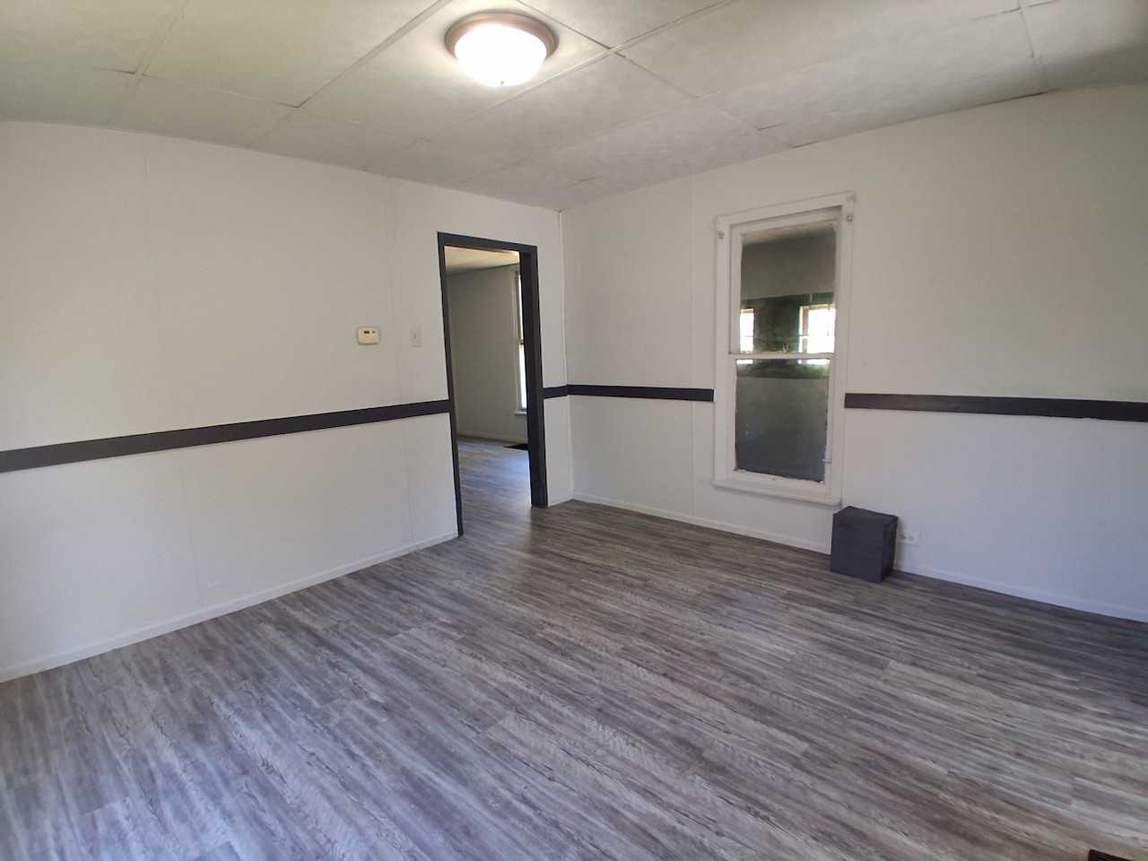 714 Bryan Ave - Photo 2 of 17