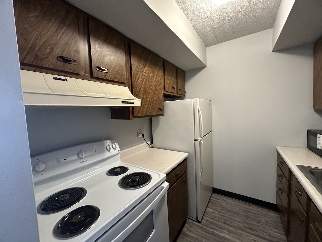 123 W Attica St Apt 16 #W - Photo 3 of 9