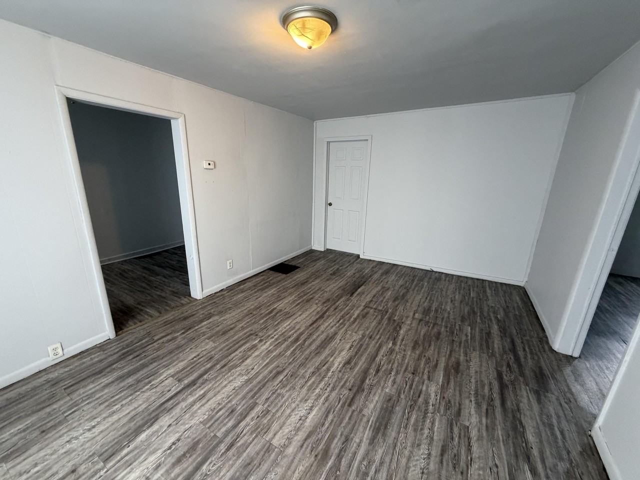 56 Bismark St - Photo 6 of 15