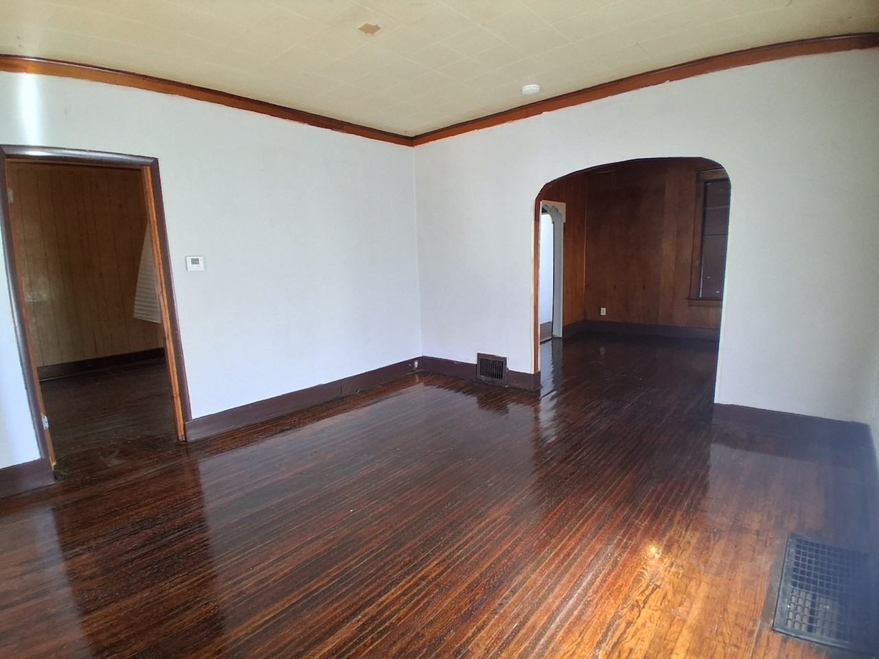 409 Avenue E #A - Photo 7 of 17