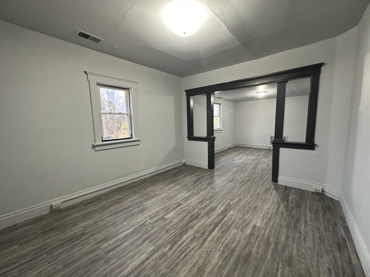 1206 Martin St - Photo 5 of 15