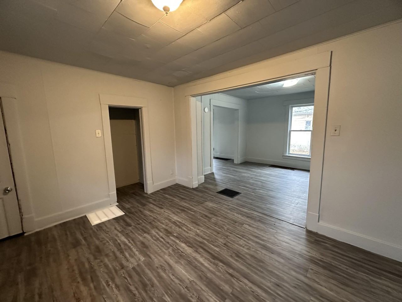 1905 Griggs St - Photo 3 of 21