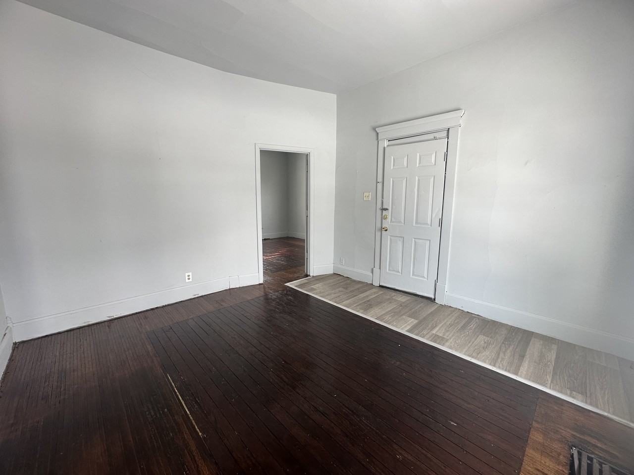 2401 E Main St - Photo 7 of 19