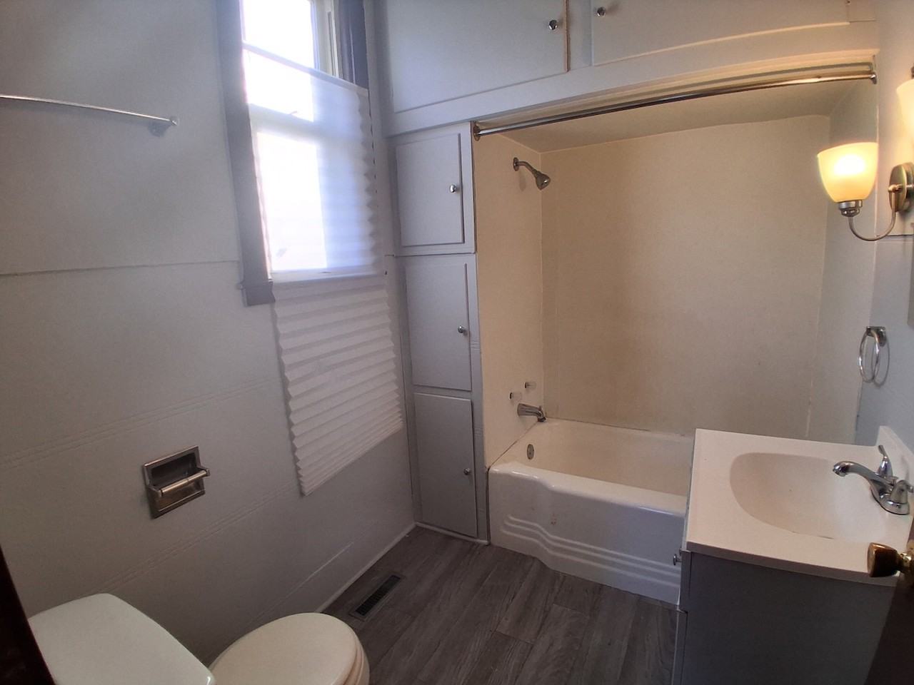 54 Columbus St - Photo 4 of 16