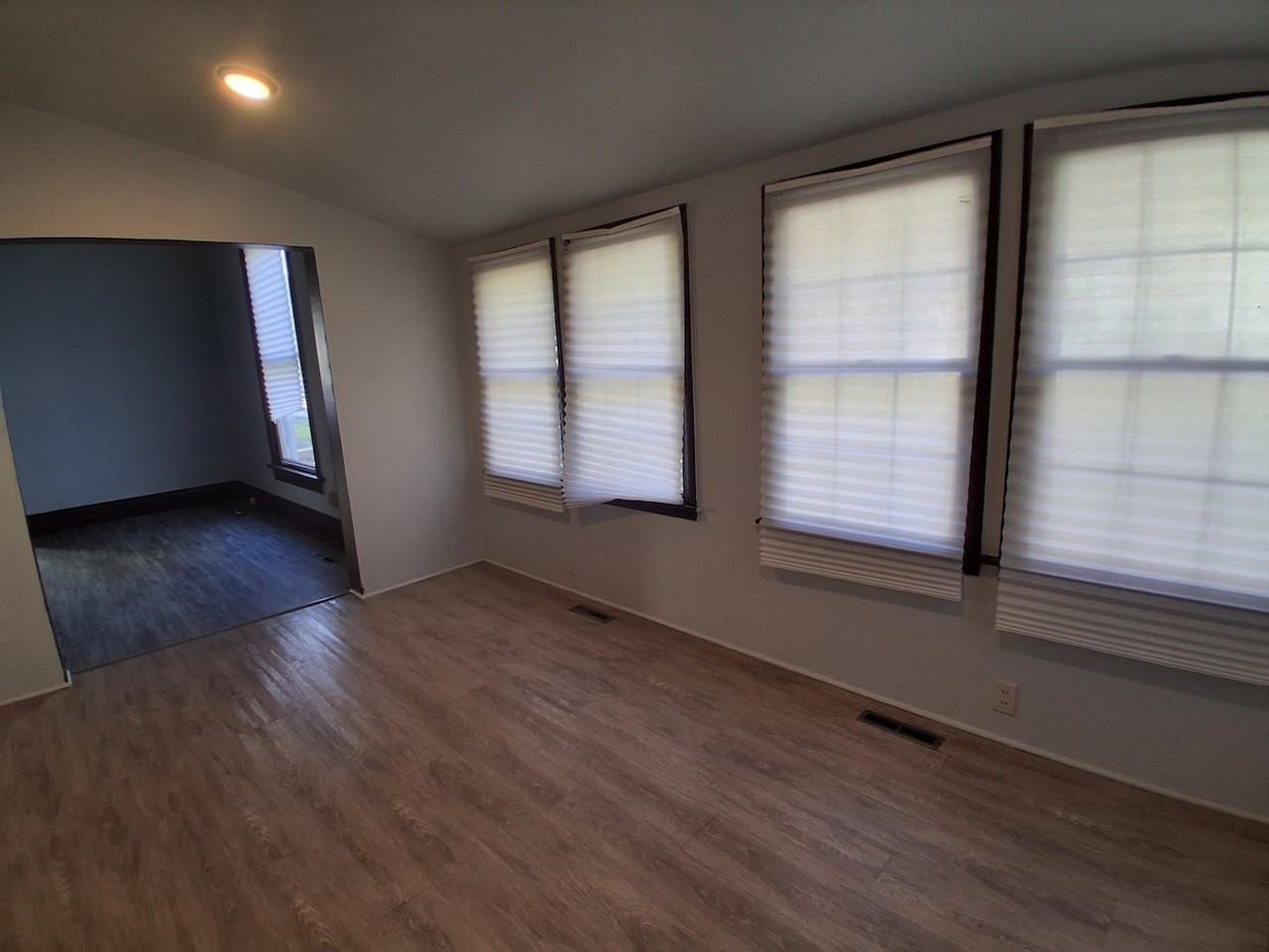 54 Columbus St - Photo 6 of 16