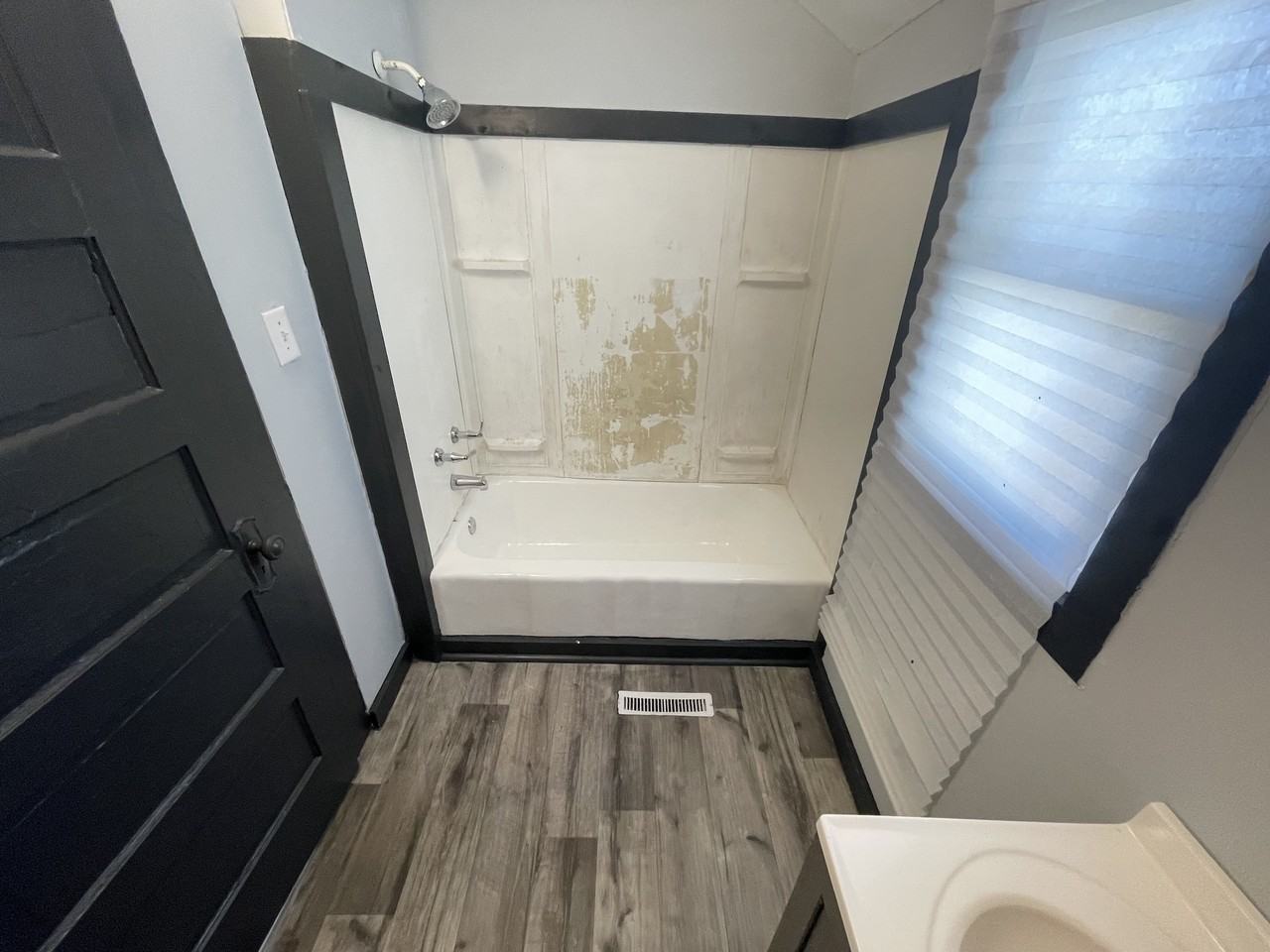 6 Pennsylvania Ave - Photo 5 of 13