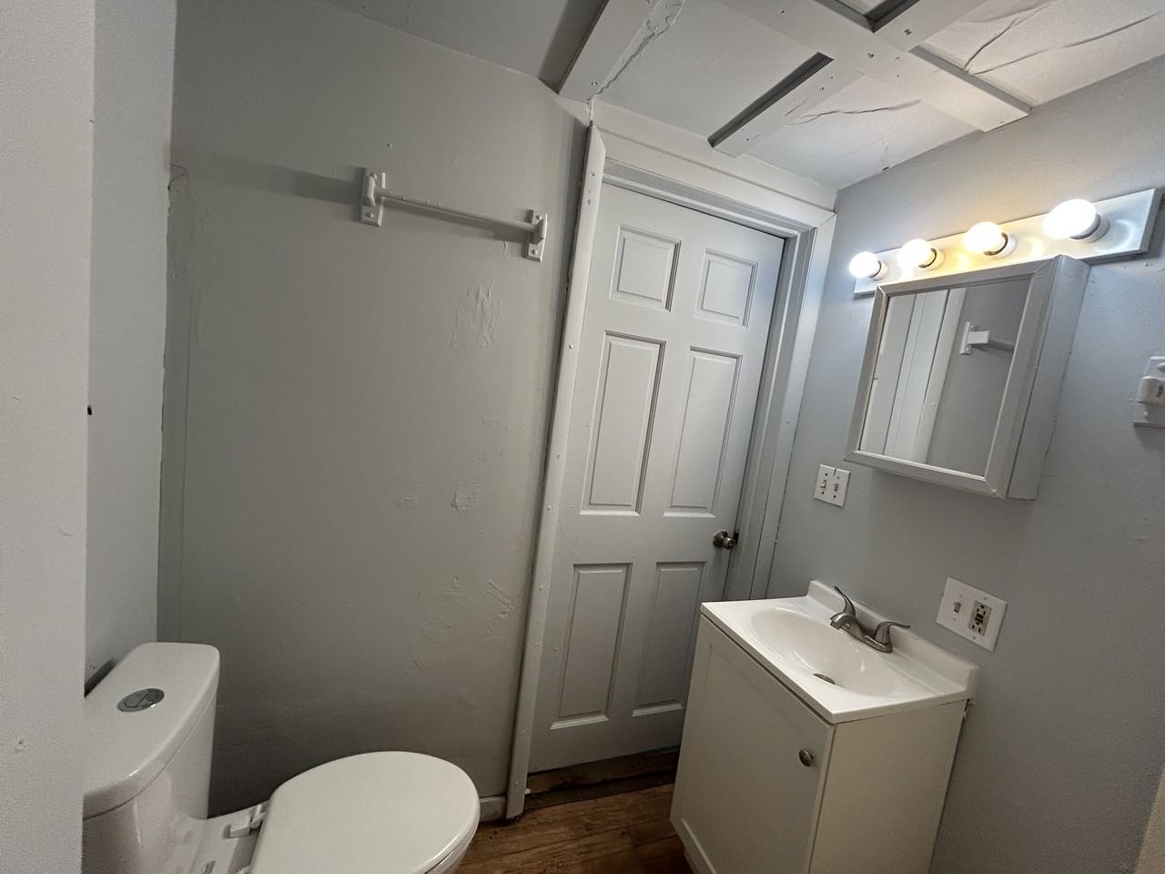 35 Lake St - Photo 5 of 15