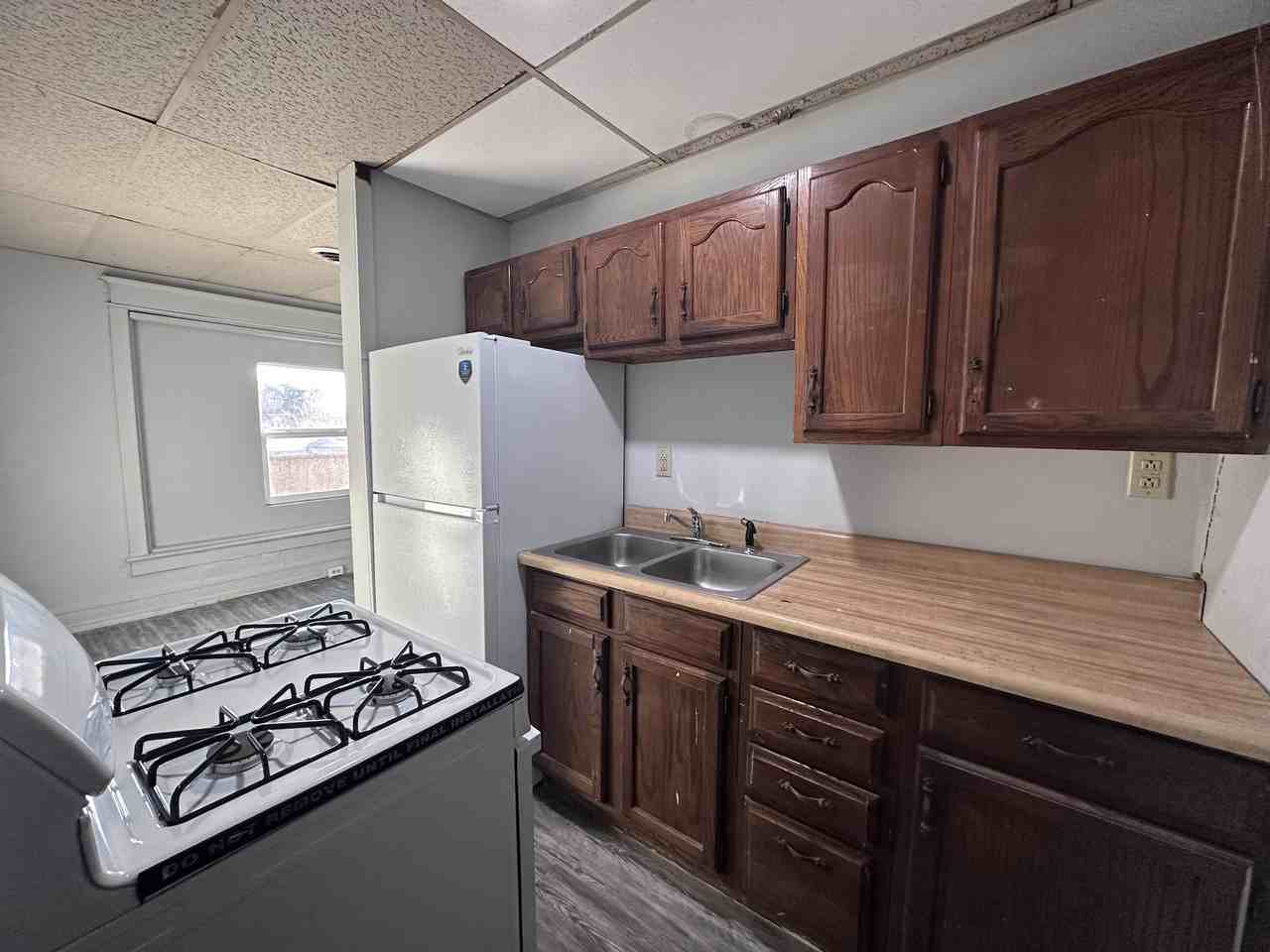 425 N Vermilion St Apt 2d #N - Photo 3 of 9