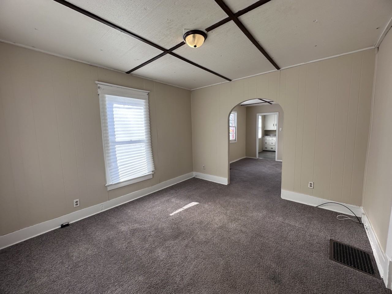 124 N Beard St #N - Photo 6 of 13