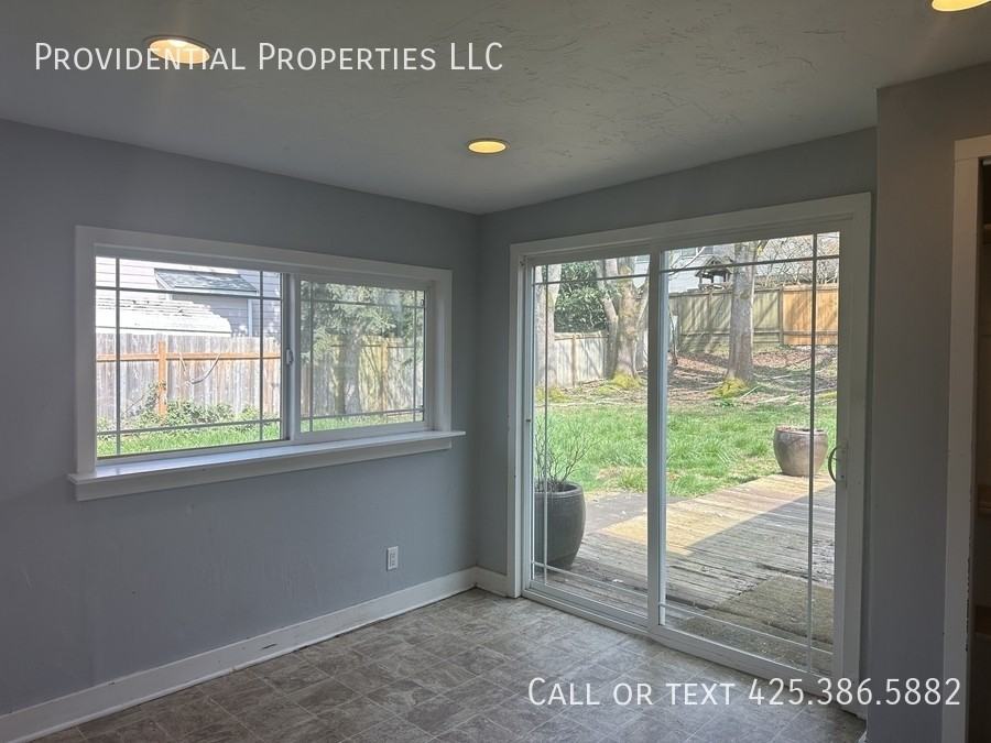 20709 36th Ave W - Photo 5 of 17