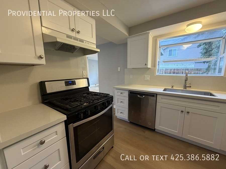 20709 36th Ave W - Photo 6 of 17