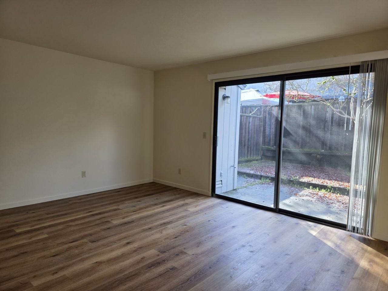 121 Elbridge Ave Apt B #1 - Photo 5 of 20