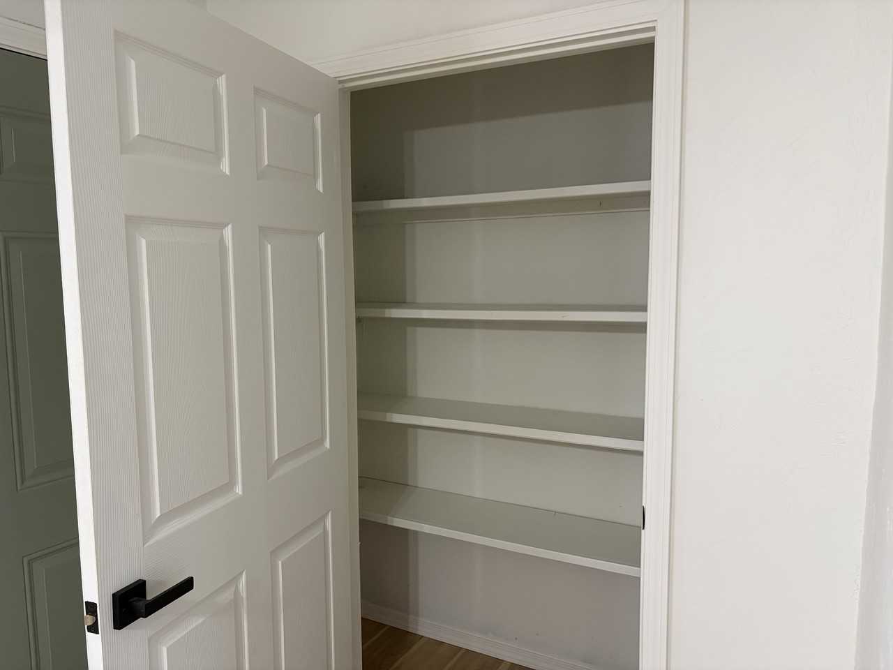 522 W Highland St #1 - Photo 6 of 20