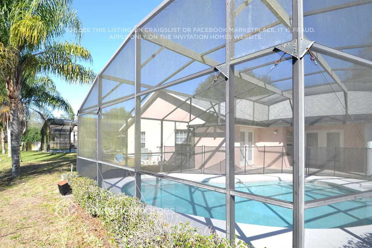 117 Quiet Oak Ct - Photo 3 of 4