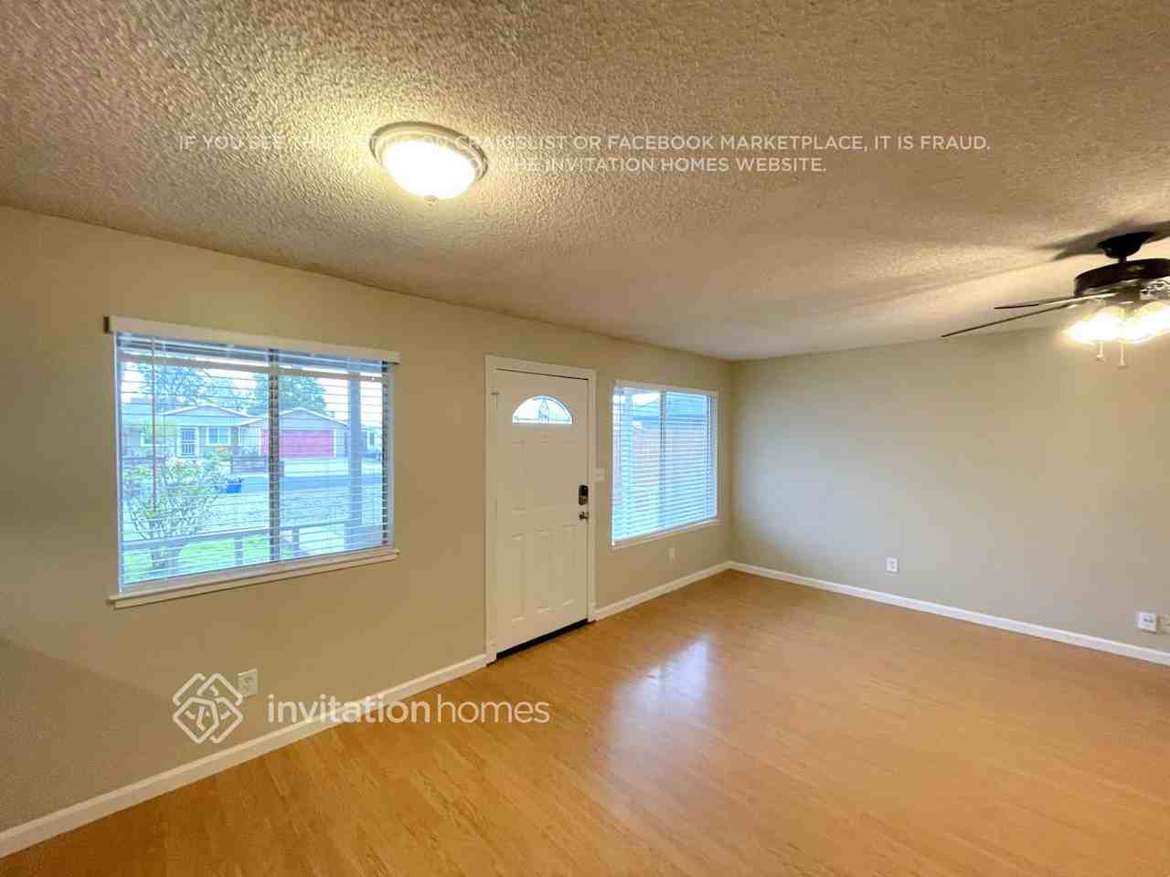 4860 Teakwood Dr - Photo 3 of 14