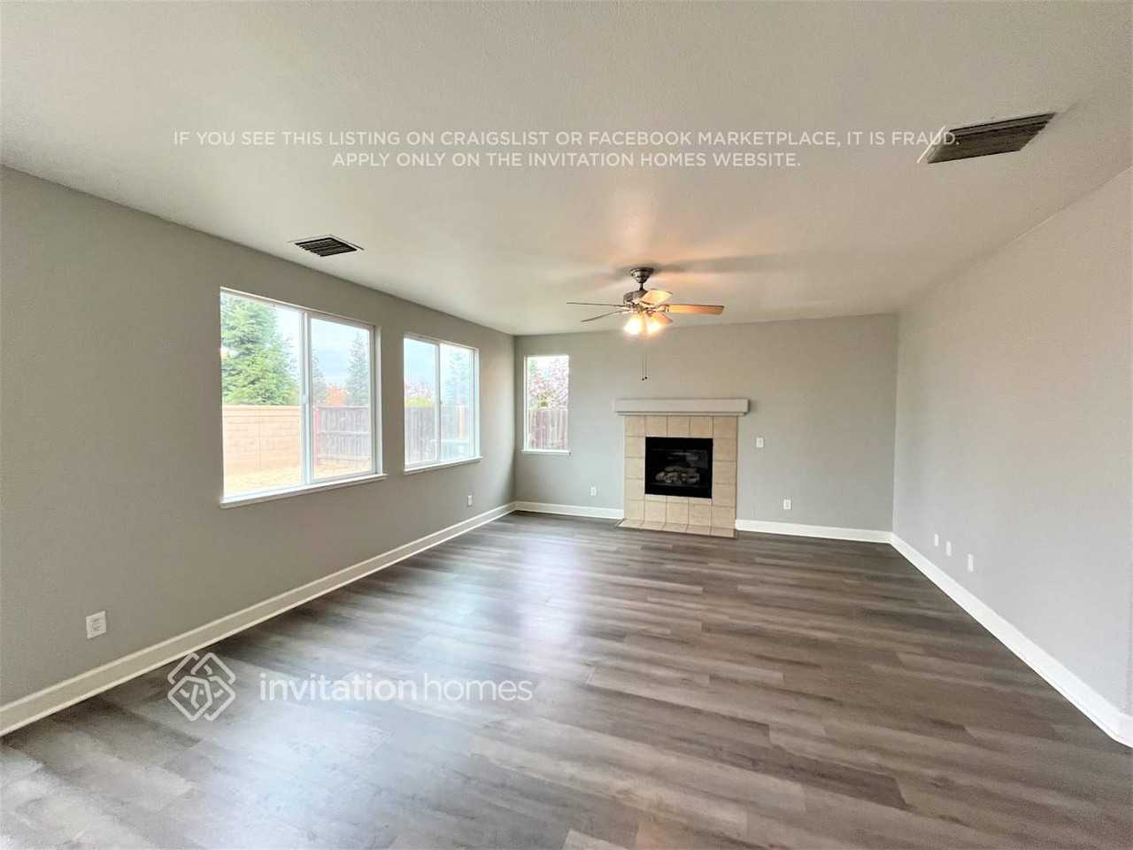 1187 Jewelflower St - Photo 3 of 13