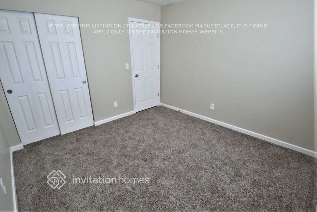 7713 88th Pl Ne - Photo 7 of 12