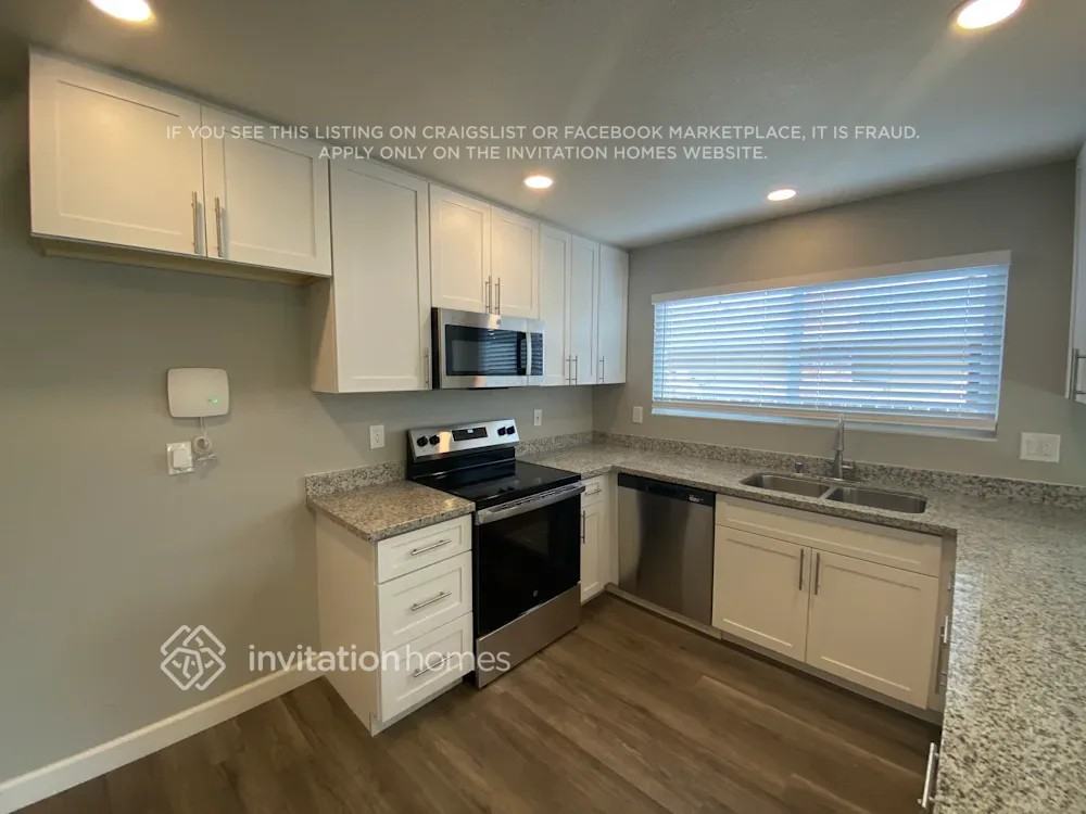 1024 Woodridge Dr - Photo 5 of 16