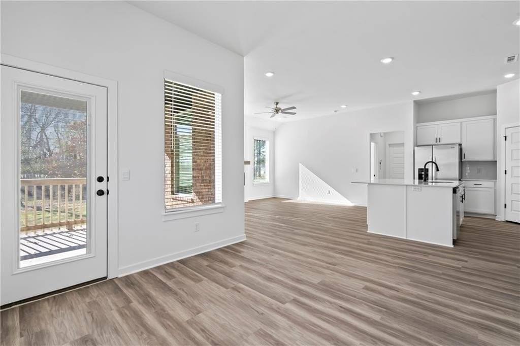 300 N Yona Ln - Photo 7 of 15