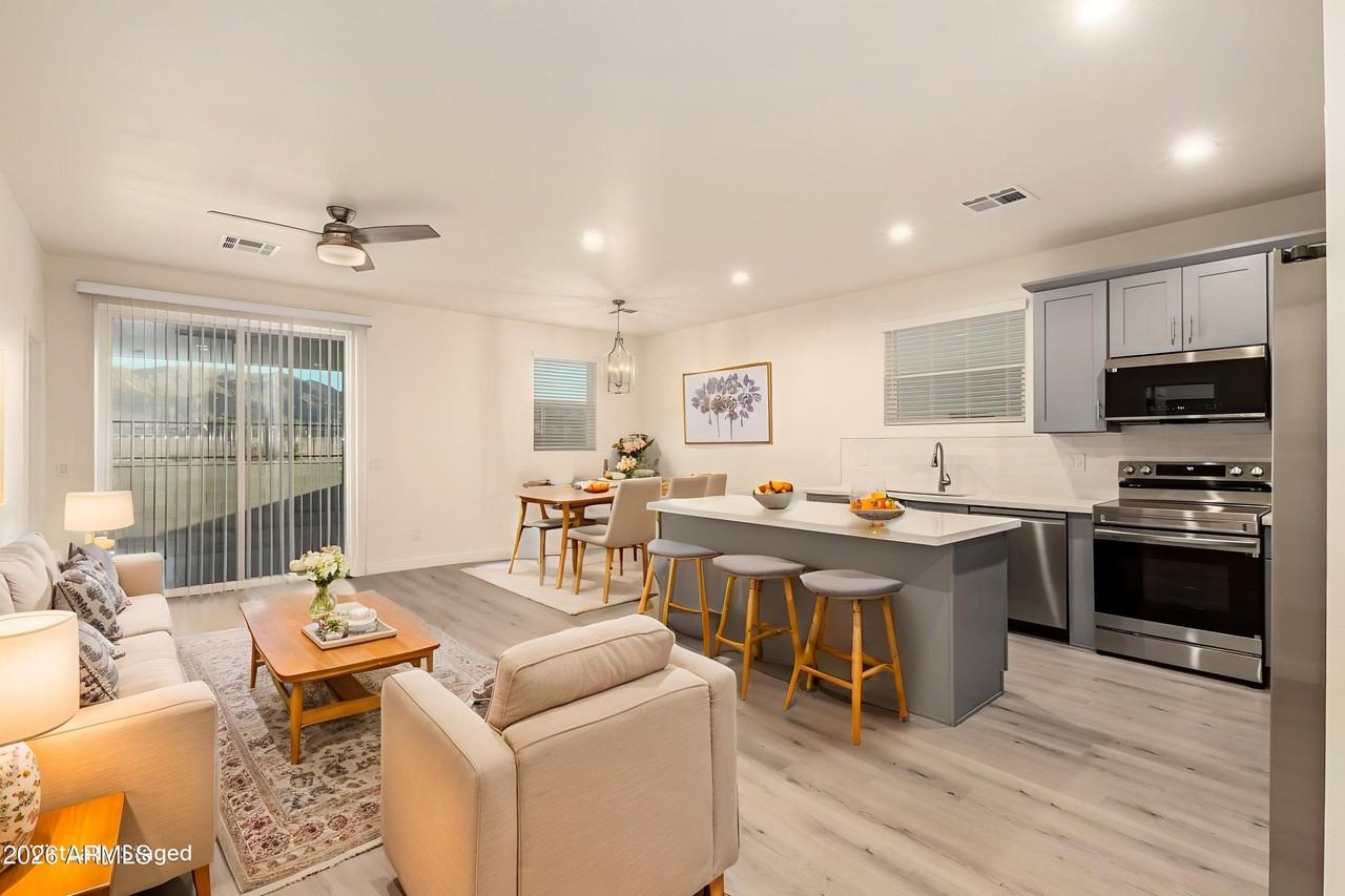 129 W Latona Rd - Photo 3 of 29