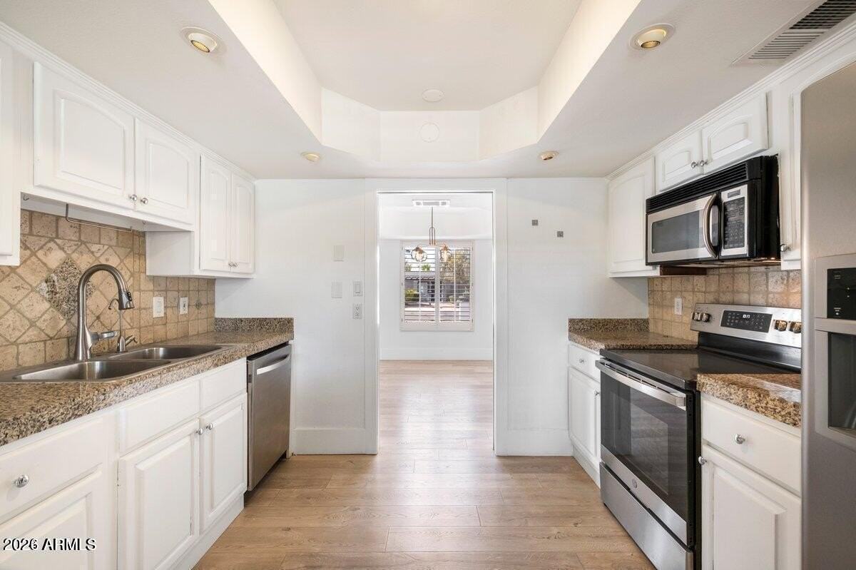 6828 E Ludlow Dr - Photo 7 of 28