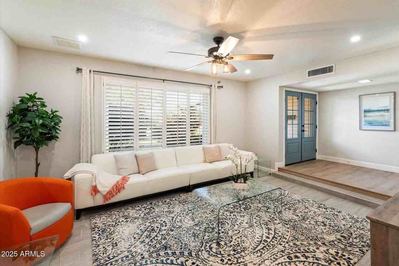 4007 N 86th St - Photo 5 of 24