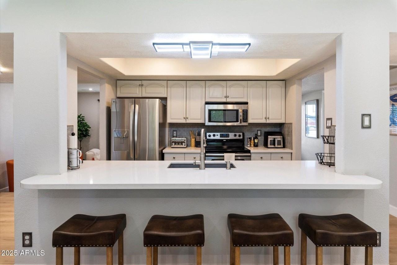 4007 N 86th St - Photo 7 of 24