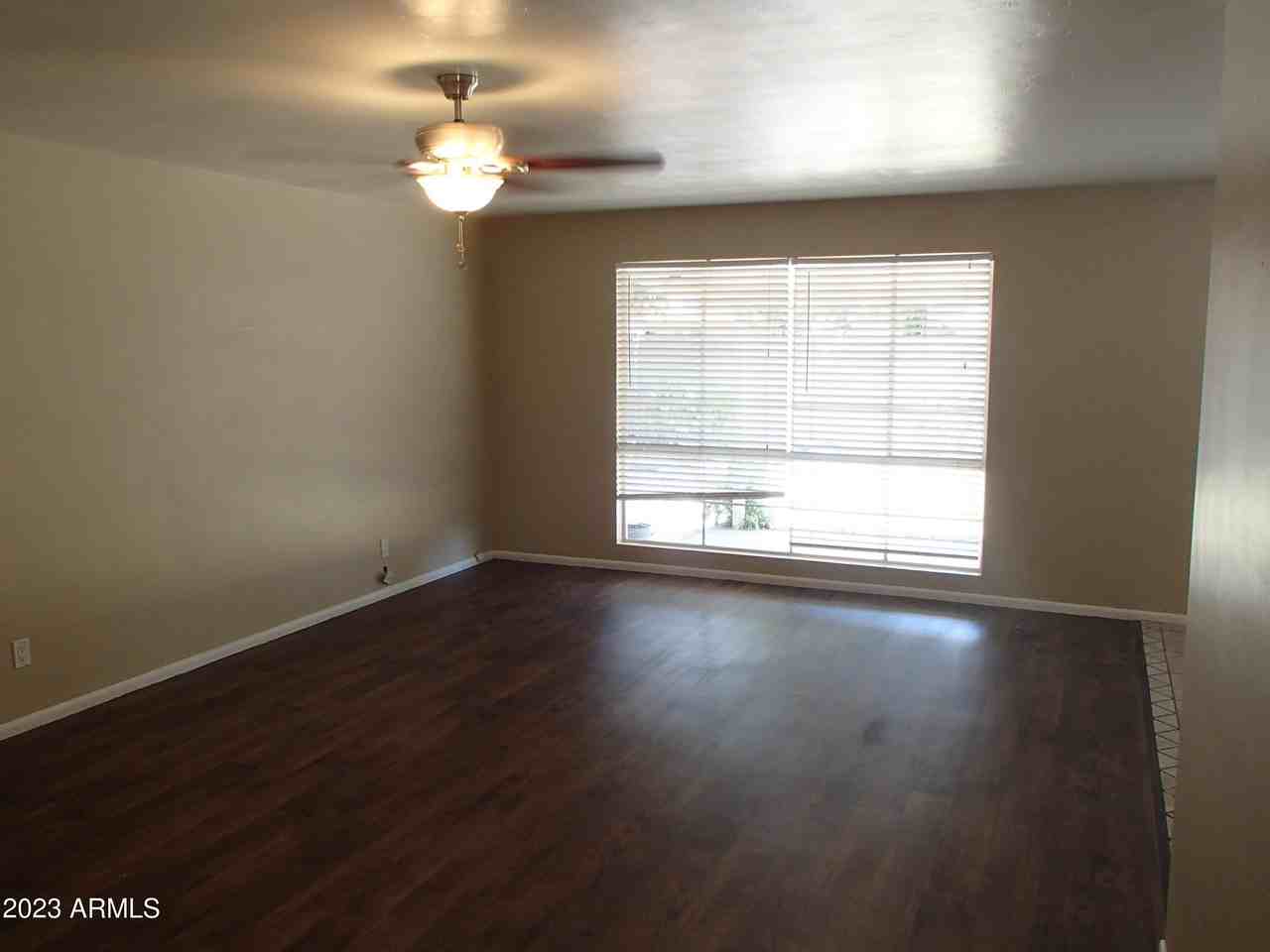 1125 W Colter St - Photo 7 of 16