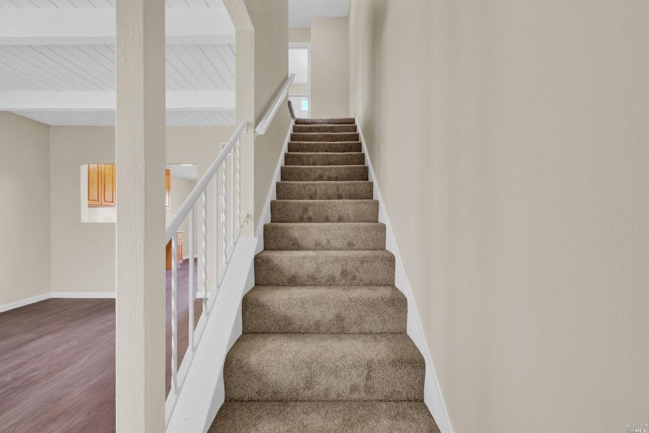 1393 Callen St #D - Photo 6 of 27