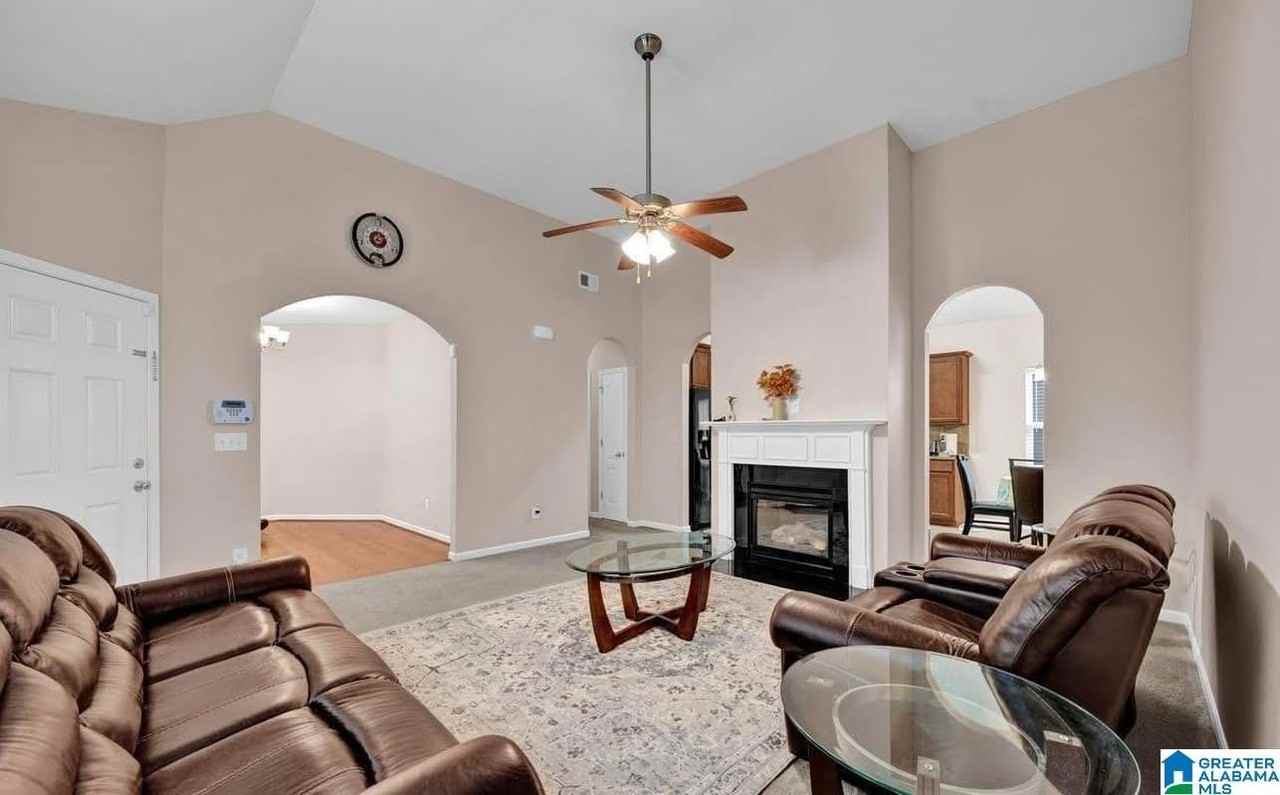 5632 Park Side Rd - Photo 3 of 7