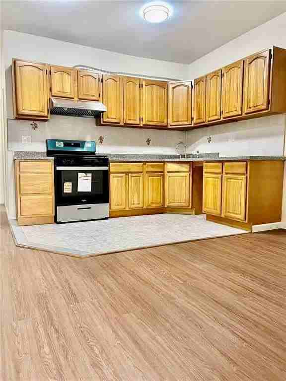 1643 Bath Ave #3 - Photo 2 of 15