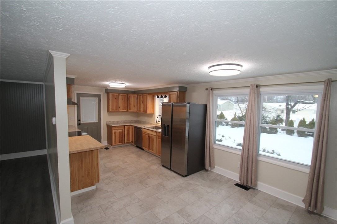 103 Virginia Manor Rd - Photo 5 of 47