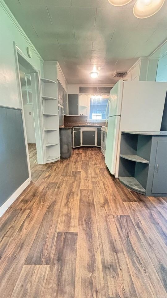 201 Grandview Hts - Photo 4 of 17