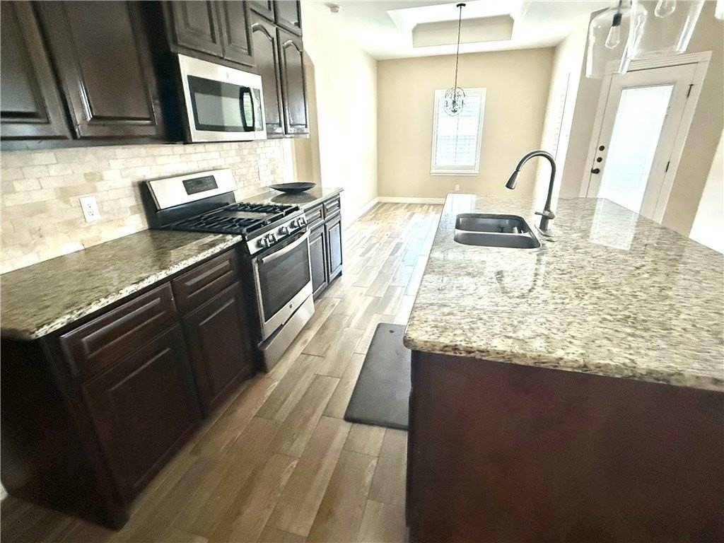 5805 Bella Di Giorno Dr - Photo 5 of 20