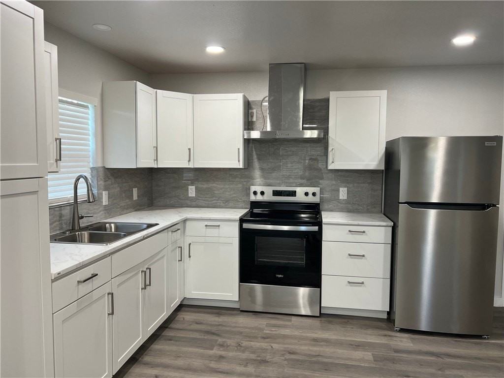 912 N Rife St - Photo 5 of 23